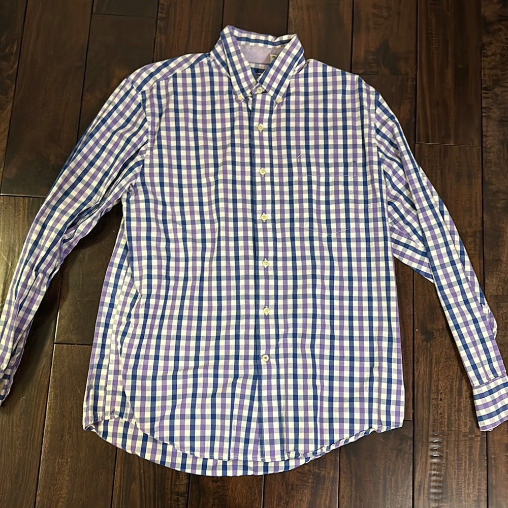 Izod M Blue / Purple / White plaid shirt 100% cotton